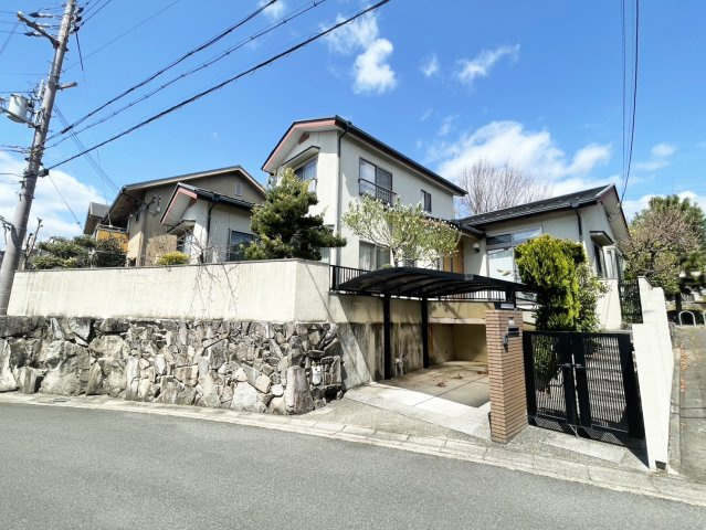 西京区御陵峰ケ堂町　戸建