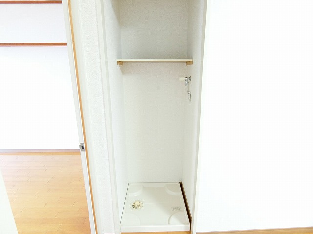 耕和ビルの内装