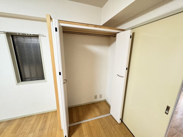 耕和ビルの収納