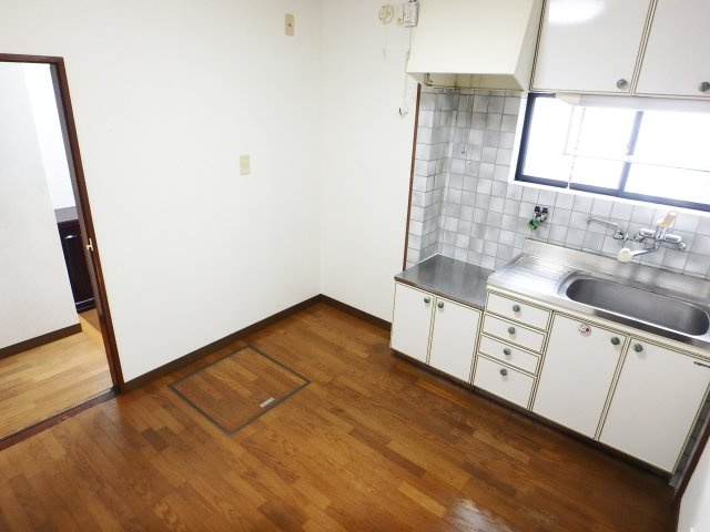 門戸岡田町中古戸建の居間・リビング