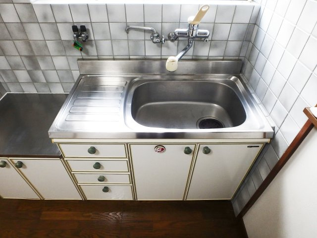 門戸岡田町中古戸建のキッチン