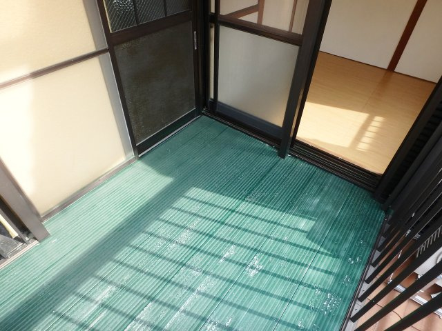 門戸岡田町中古戸建のバルコニー