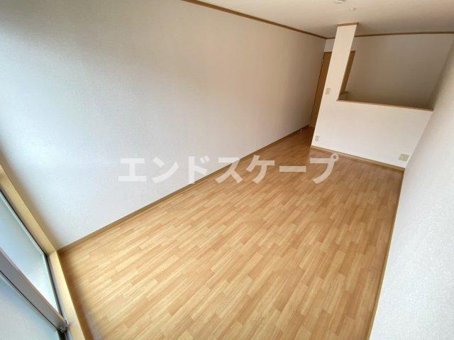 シャテロの居間・リビング|高崎、前橋エリアのお部屋探しはエンドスケープまで！お客様の理想お聞かせ下さい♪