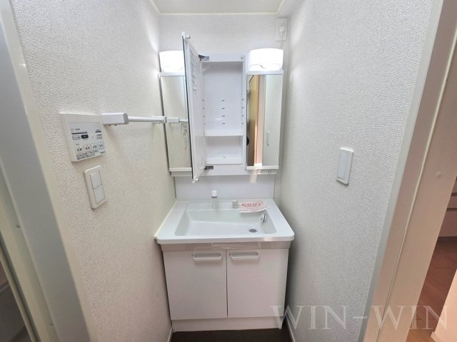 グラース神野の独立洗面台