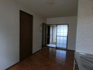 【居間・リビング】