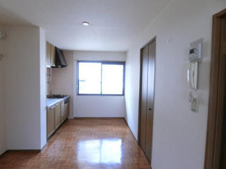 【居間・リビング】