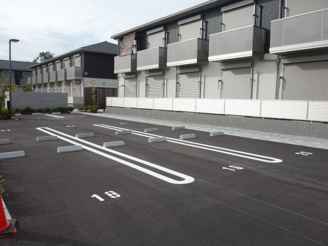 インステージ繁昌Ⅰ　C棟の駐車場