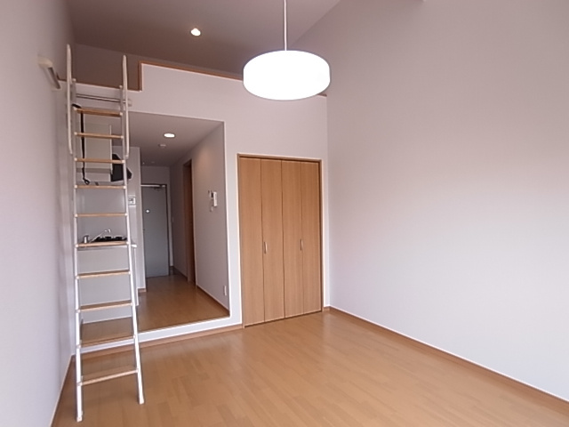 神戸市長田区山下町４丁目のアパート