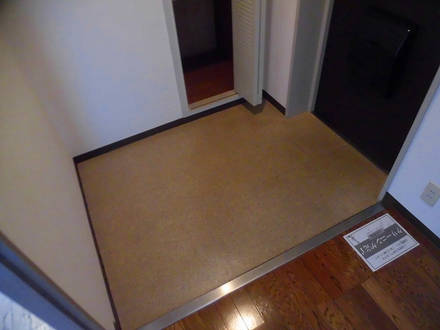 シェルコート南甲子園の玄関