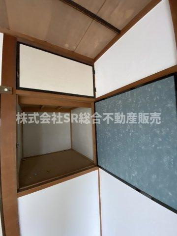 旭町中古戸建の収納|小物を収納するのに便利です
