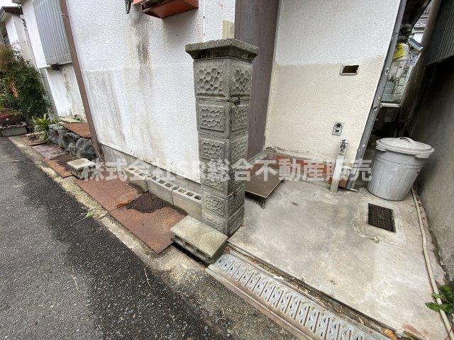 旭町中古戸建のその他共用部分|自転車・バイク置けます