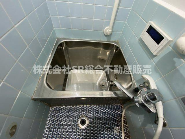 旭町中古戸建の浴室|きれいなお風呂です