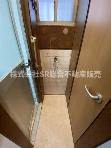 旭町中古戸建の脱衣所|脱衣スペースあります