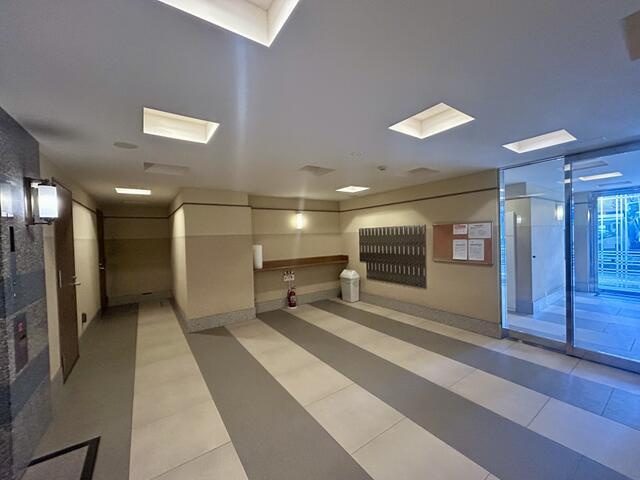 プレスタイル菊川のロビー| 