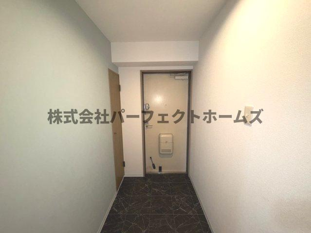フロレスタ・ミオ山田池公園の玄関|収納もある玄関です