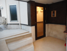 グランメゾン代田橋のエントランス