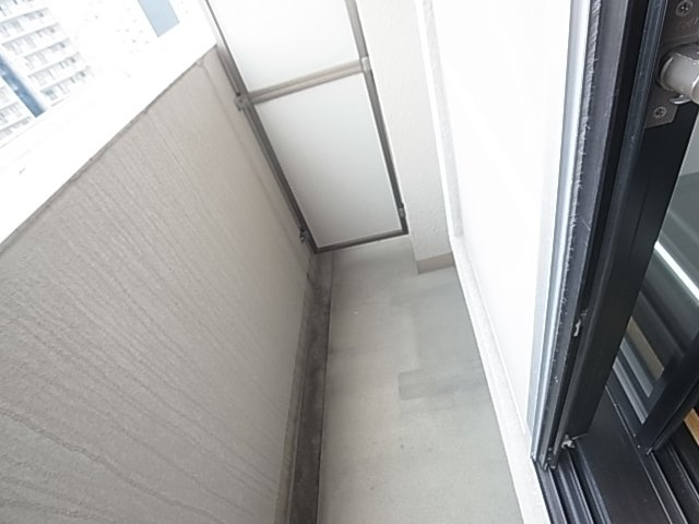 神戸市兵庫区浜崎通の賃貸マンションのバルコニー