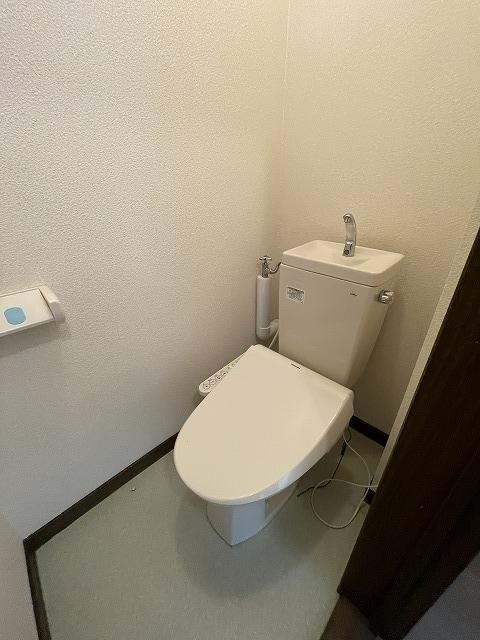 フォーエバーのトイレ