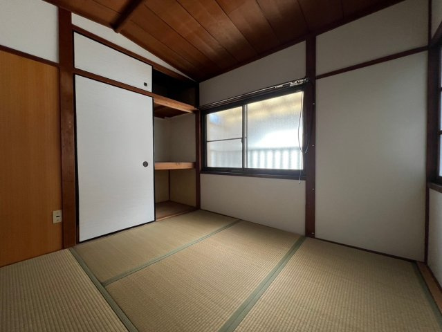 山手4丁目テラスハウスの寝室