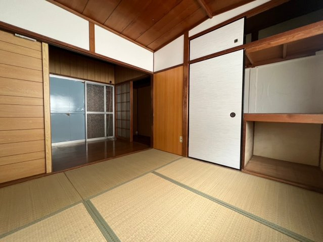 山手4丁目テラスハウスの寝室