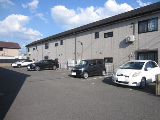 【駐車場】