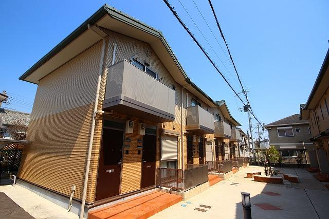 クレールベルヴィル立花の外観