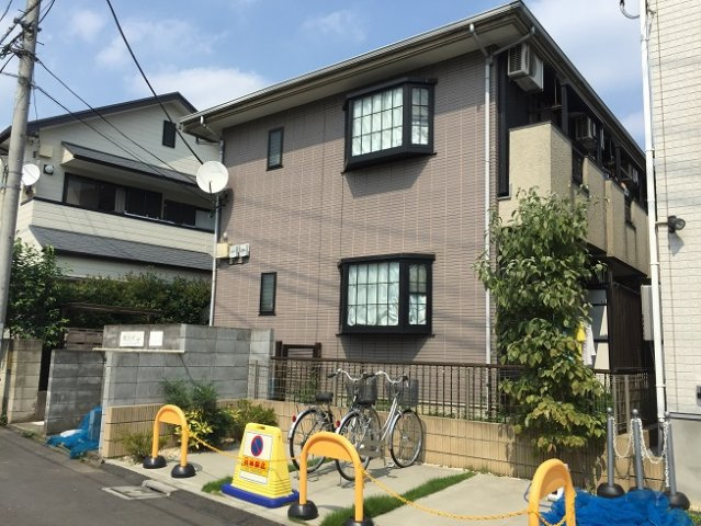 小金井市梶野町５丁目のアパートの外観