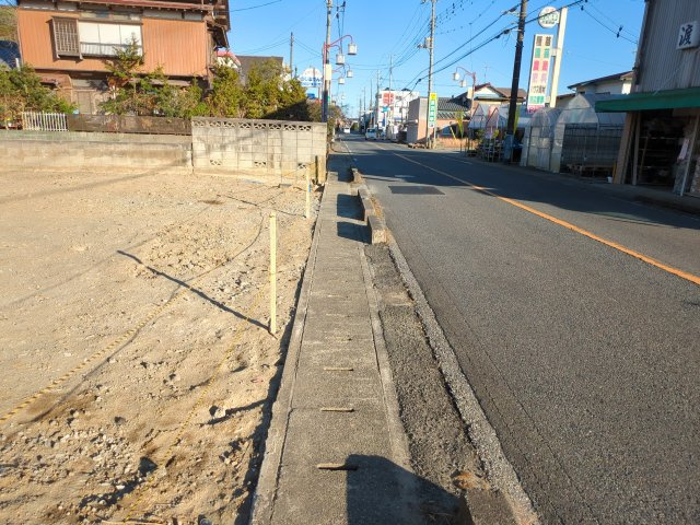 【前面道路含む現地写真】 | 東金市台方　土地