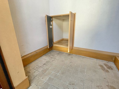 【玄関】 | 【中古戸建て】秋田市仁井田潟中町