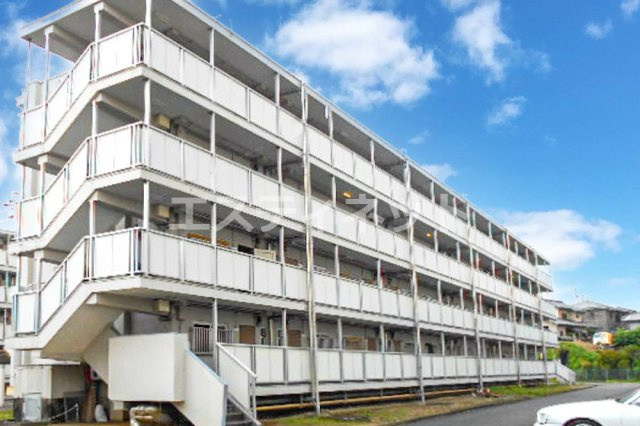 ビレッジハウス長草の外観