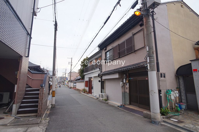 【外観】 | 平野区平野本町3丁目 | 南向き☆前道幅員約5ｍ♪敷地間口広々約7ｍです！