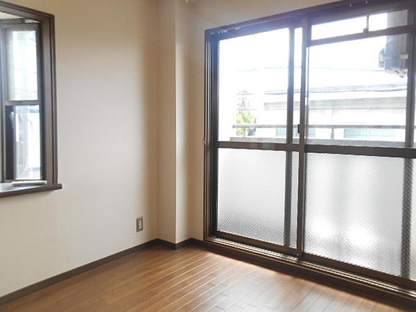 昌和富木の内装|きれいな内装です