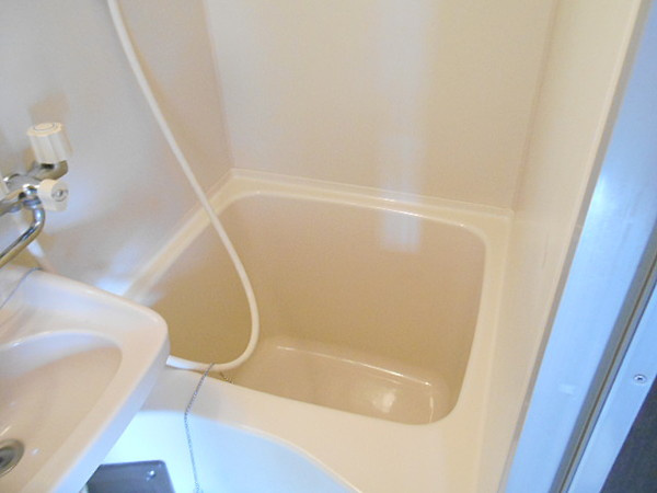 昌和富木の浴室|落ち着いた空間のお風呂です