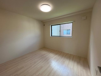 【内装】 | ボンヌール | 洋室