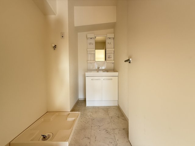 Gran Hillの独立洗面台