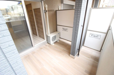 【バルコニー】 | QUBE.2ND