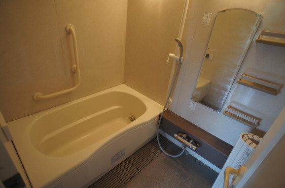 熊本市中央区新町１丁目の賃貸マンションの浴室