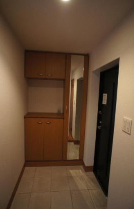 熊本市中央区新町１丁目の賃貸マンションの玄関