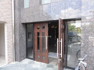 【エントランス】