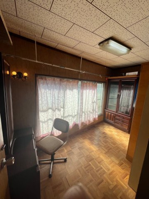 【洋室】 | 東区温品二丁目　戸建 | 2階3帖洋室