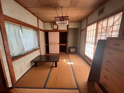 【和室】 | 東区温品二丁目　戸建 | 2階6帖和室