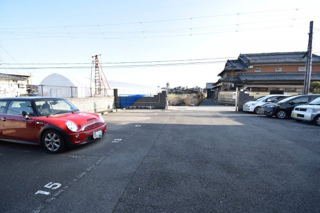 EL CORAZONの駐車場|カースペースがあります