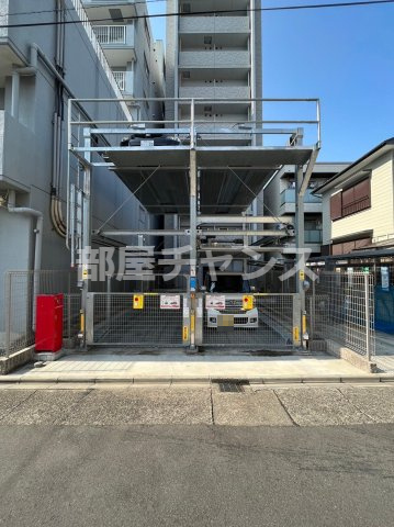 エスプレイス鶴舞ガーデンテラスの駐車場