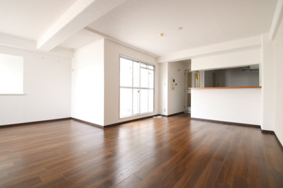 【居間・リビング】 | サンロード汐の宮