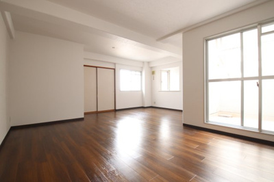 【居間・リビング】 | サンロード汐の宮