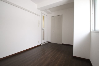 【寝室】 | サンロード汐の宮