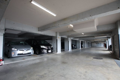 【駐車場】 | サンロード汐の宮