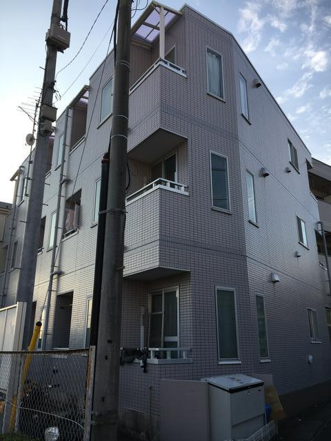 川崎市麻生区百合丘３丁目の賃貸マンションの外観|きれいな外観です