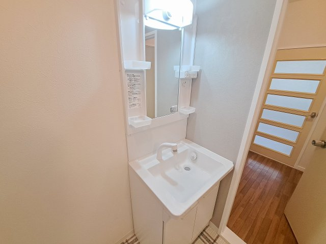 レジデンスグリーンヒルの独立洗面台