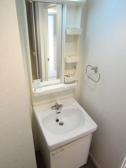 【洗面所】 | ダイナコートエスタディオ大濠公園Ⅱ | 別号室の写真になります。現況優先。